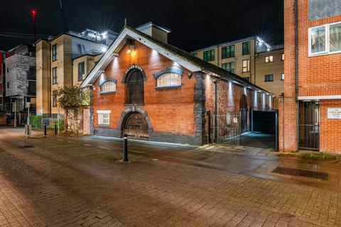 Office to rent, 1 Back Of The Walls Southampton SO14 3HA