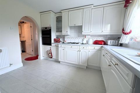 undefined, Betony Close, Bingham
