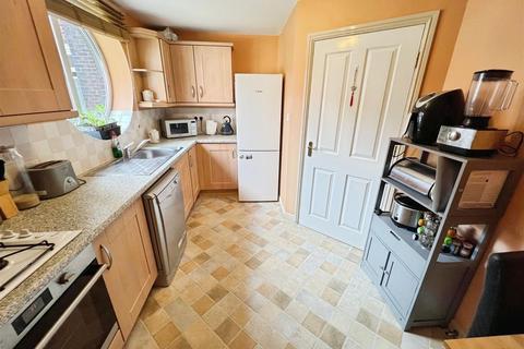 2 bedroom apartment for sale, Elizabeth House, Scholars Court, Stoke-On-Trent