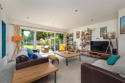5 bedroom detached house for sale, Hodgson Road, Seasalter, Whitstable