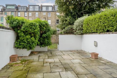 undefined, Aynhoe Road, London, W14