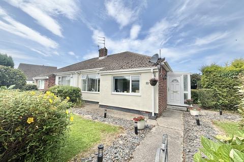 Woodley Avenue, Thornton FY5