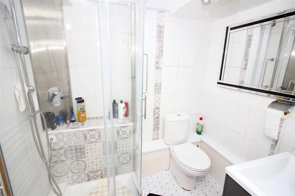 Shower room.jpeg
