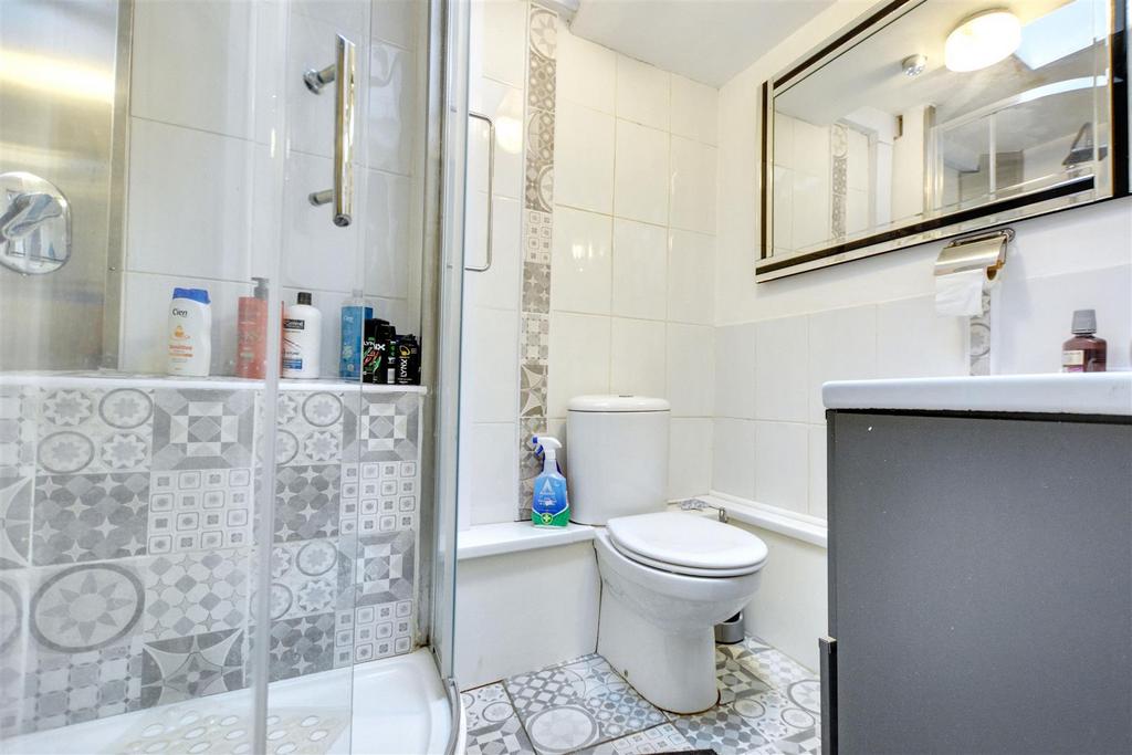 En Suite.jpeg