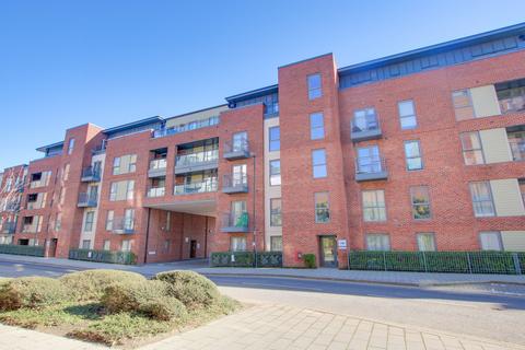 John Thornycroft Road, Woolston