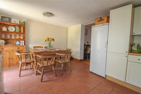 18 Whiterow Park, Trowbridge, BA14 0EG