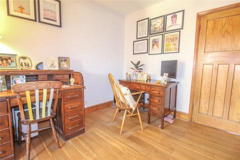 18 Whiterow Park, Trowbridge, BA14 0EG