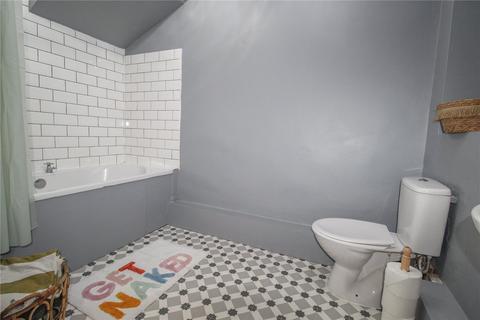 18 Whiterow Park, Trowbridge, BA14 0EG