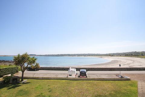 2 bedroom property for sale, 4, Richmond Court, St Saviour's, Guernsey, GY7