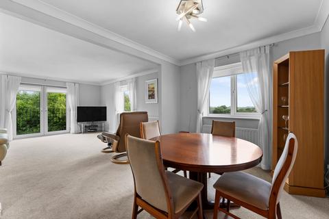 37 Castle Hey Close, Bury, BL9 8JQ