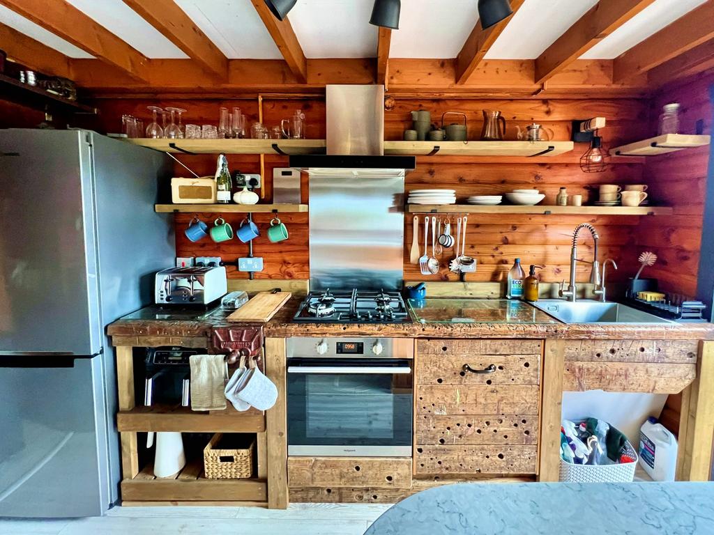 11 Barend, Sandyhills - Williamson and Henry