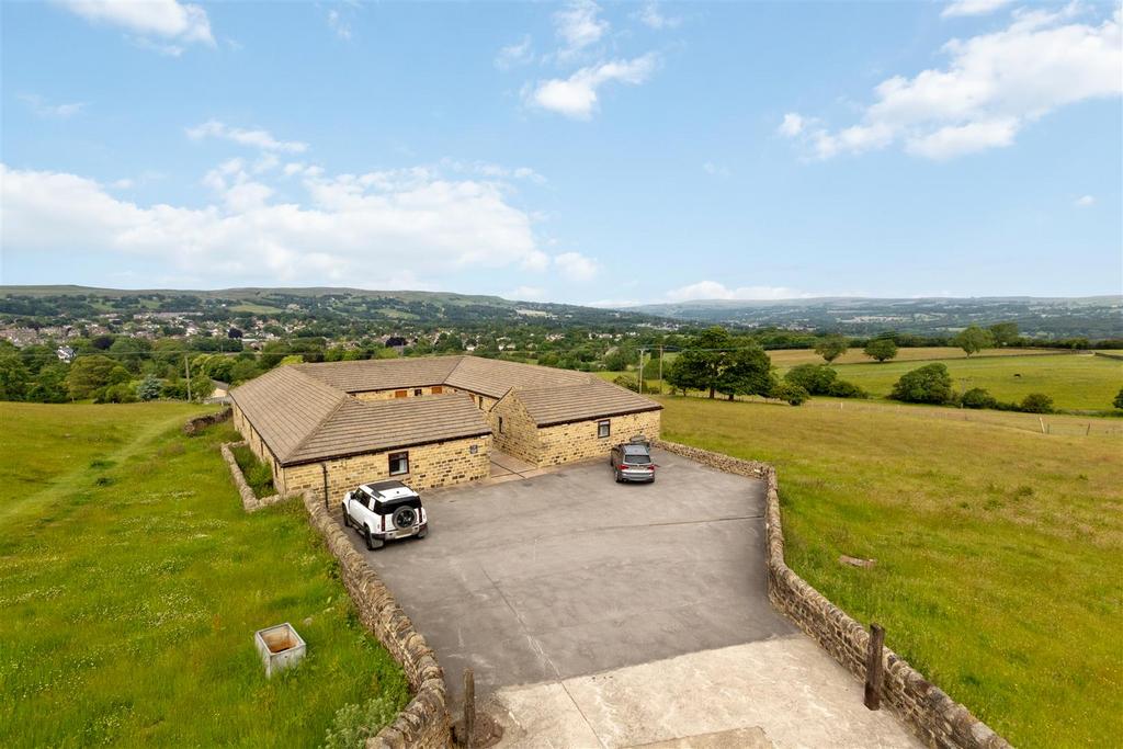 Main shot with driveway