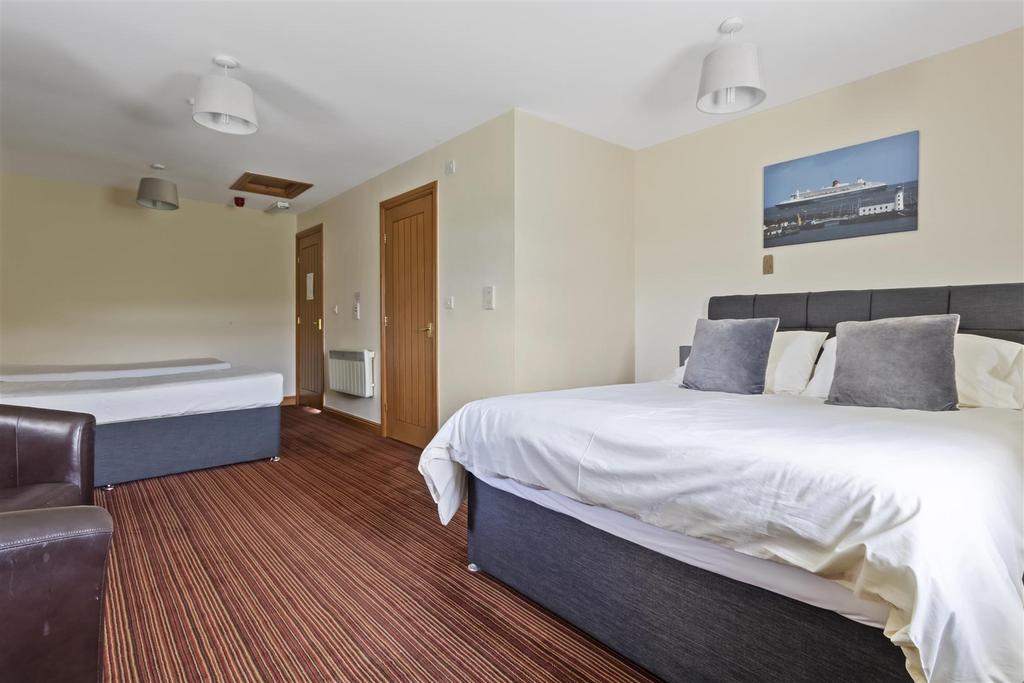 Guest family room