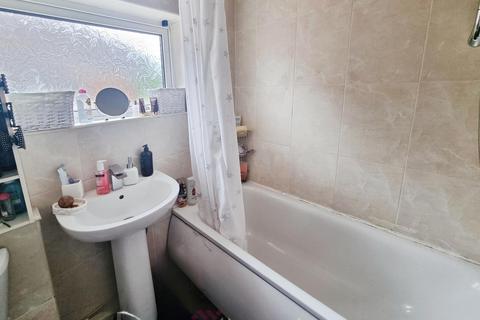 2 bedroom semi-detached house for sale, Acacia Road, Doncaster DN4