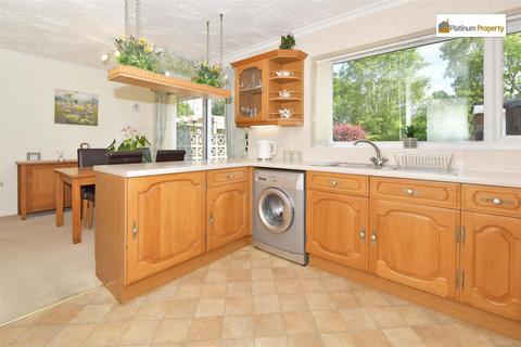 3 bedroom semi-detached house for sale, Beckenham Close, Stoke-On-Trent ST3