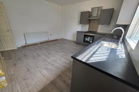 3 bedroom house to rent, Conway Drive, Leeds, LS8