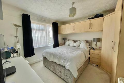 3 bedroom semi-detached house for sale, Hillcrest Road, Newhaven