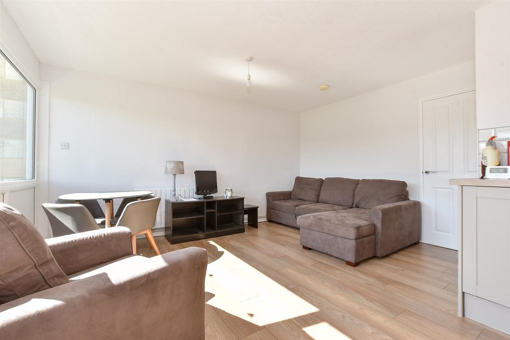 Kitchen/Living Room