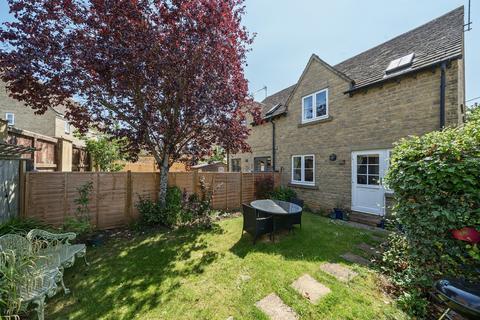 7 Chestnut View, Alvescot, Bampton, OX18 2QG
