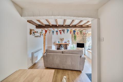 2 bedroom terraced house for sale, Ermine Street, Ancaster, Grantham, Lincolnshire, NG32