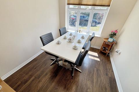 undefined, Elvaston Crescent, Kenton, Newcastle upon Tyne, Tyne and Wear, NE3 3GU