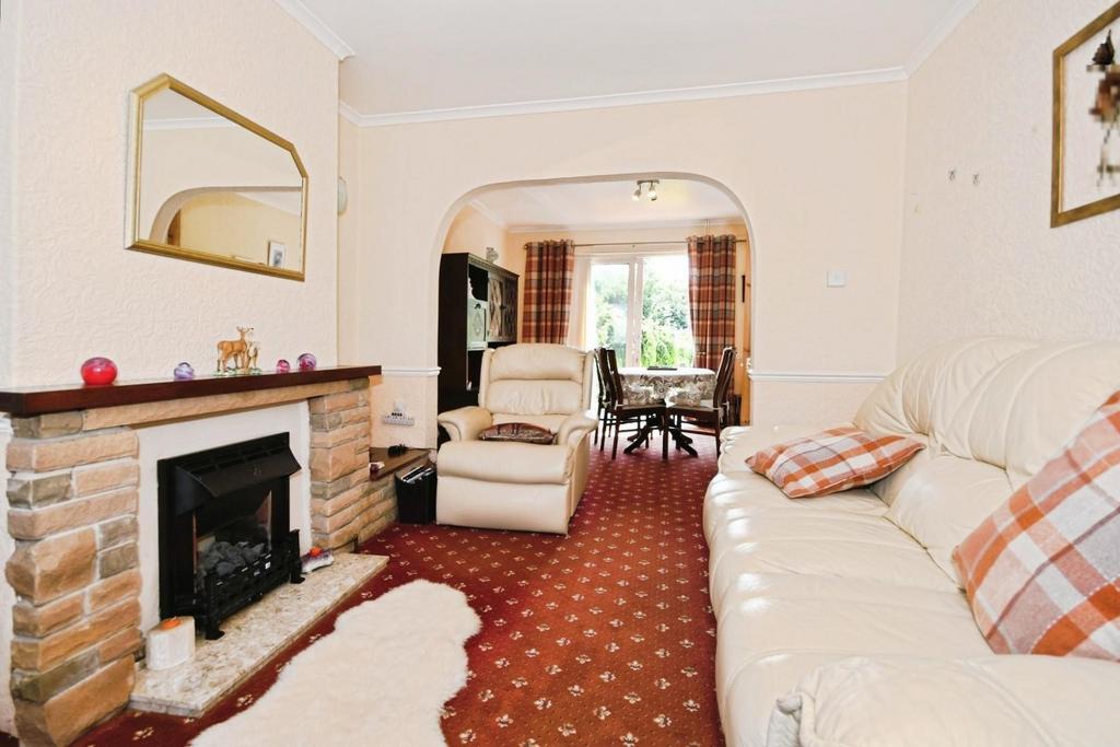 LOUNGE 02.jpg