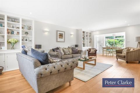 4 bedroom detached house for sale, Blacklow Road, Warwick