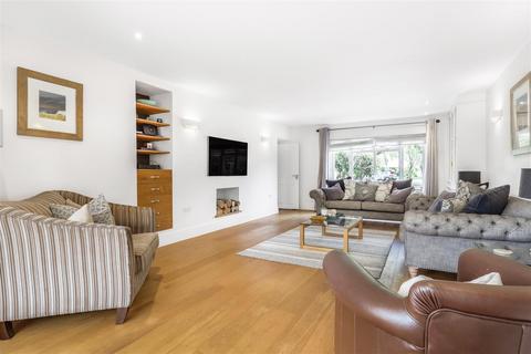 32 Blacklow Road, Warwick, CV34 5SX