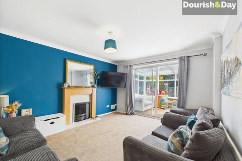 3 bedroom detached house for sale, Christie Avenue, Stafford ST16