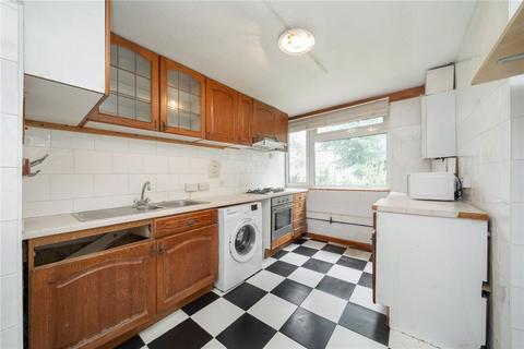 2 bedroom maisonette for sale, Walm Lane, London NW2