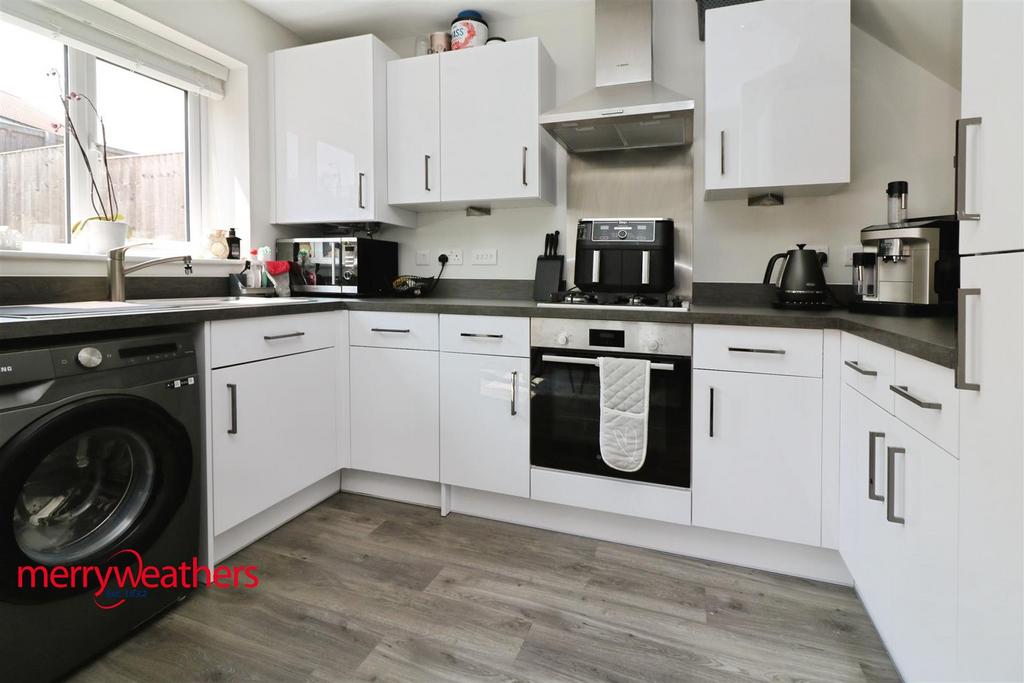 Dining kitchen