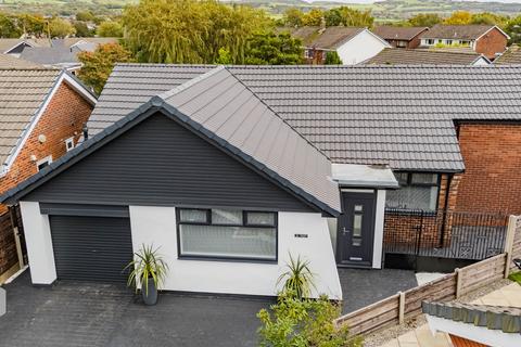 3 Warwick Close, Greenmount, Bury, BL8 4EF