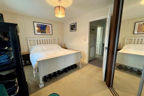 4 Great Field Drive, Warwick, CV34 6TN