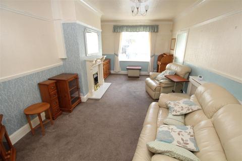 24 Blakehill Avenue, Bradford, BD2 3JT