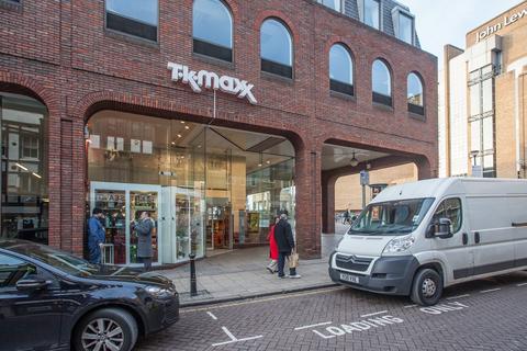 Retail property (high street) to rent, 29 Thames St Kingston Upon Thames KT1 1PH