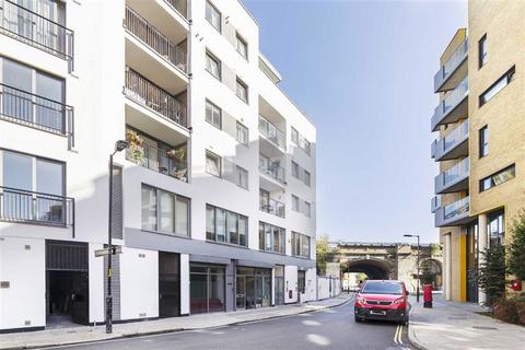 2 bedroom flat to rent, Tanner Street, London SE1