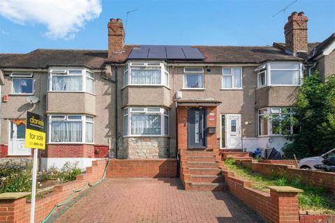 3 bedroom terraced house for sale, Bourne View, Greenford