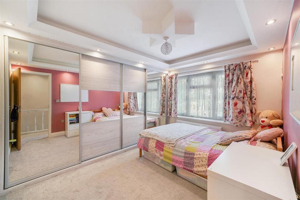 55 Bourne View - FJTOS56 JGzv U74gwrn UZ.jpg