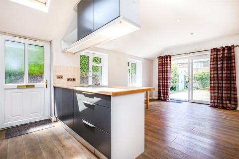 2 bedroom bungalow for sale, Forest Road, Liss, Hampshire, GU33