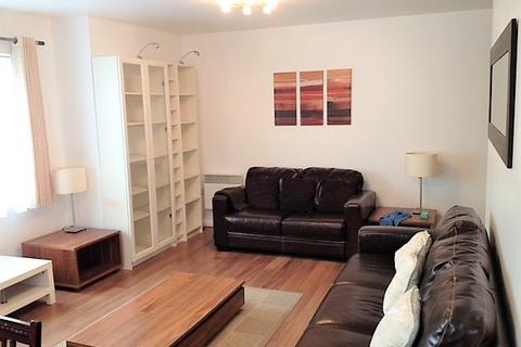 2 bedroom flat to rent, The Avenue, London W13