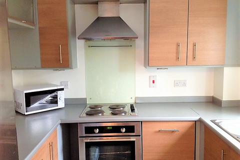 2 bedroom flat to rent, The Avenue, London W13