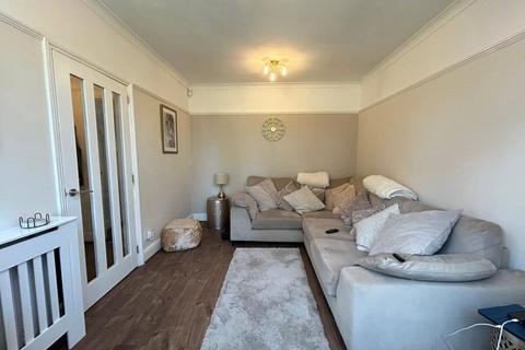 75 Highmead, London, SE18 2DH