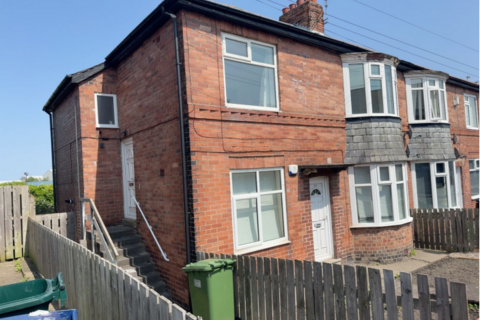 2 bedroom flat to rent, Grace Street, Newcastle upon Tyne NE6