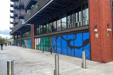 Restaurant to rent, Viaduct Gdns London SW8 5BL