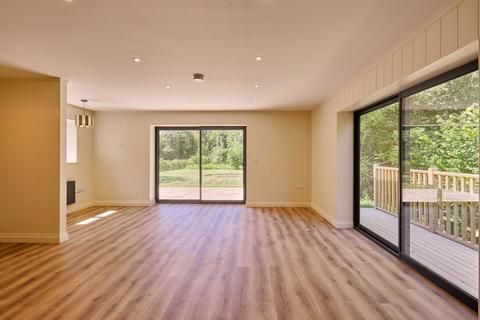 2 bedroom detached house for sale, Worsham, Witney, OX29