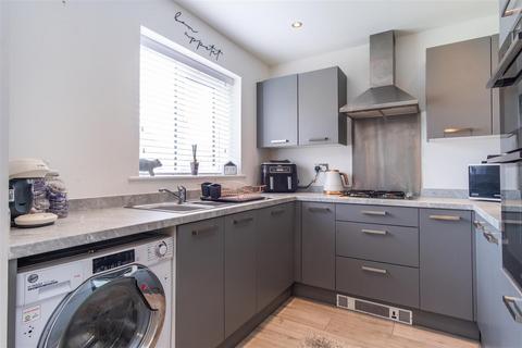 44 Swift Drive, Farington, Leyland, PR25 3DG