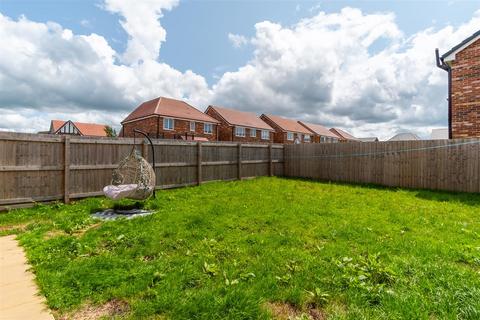 44 Swift Drive, Farington, Leyland, PR25 3DG