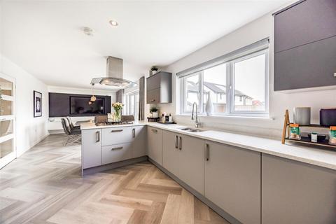 5 bedroom detached house for sale, West Kip Walk, Livingston