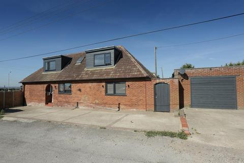 Katrina Arundel Road, Cliffsend, Ramsgate, CT12 5DZ