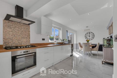 3 Springcroft Drive, Doncaster, DN5 9HG